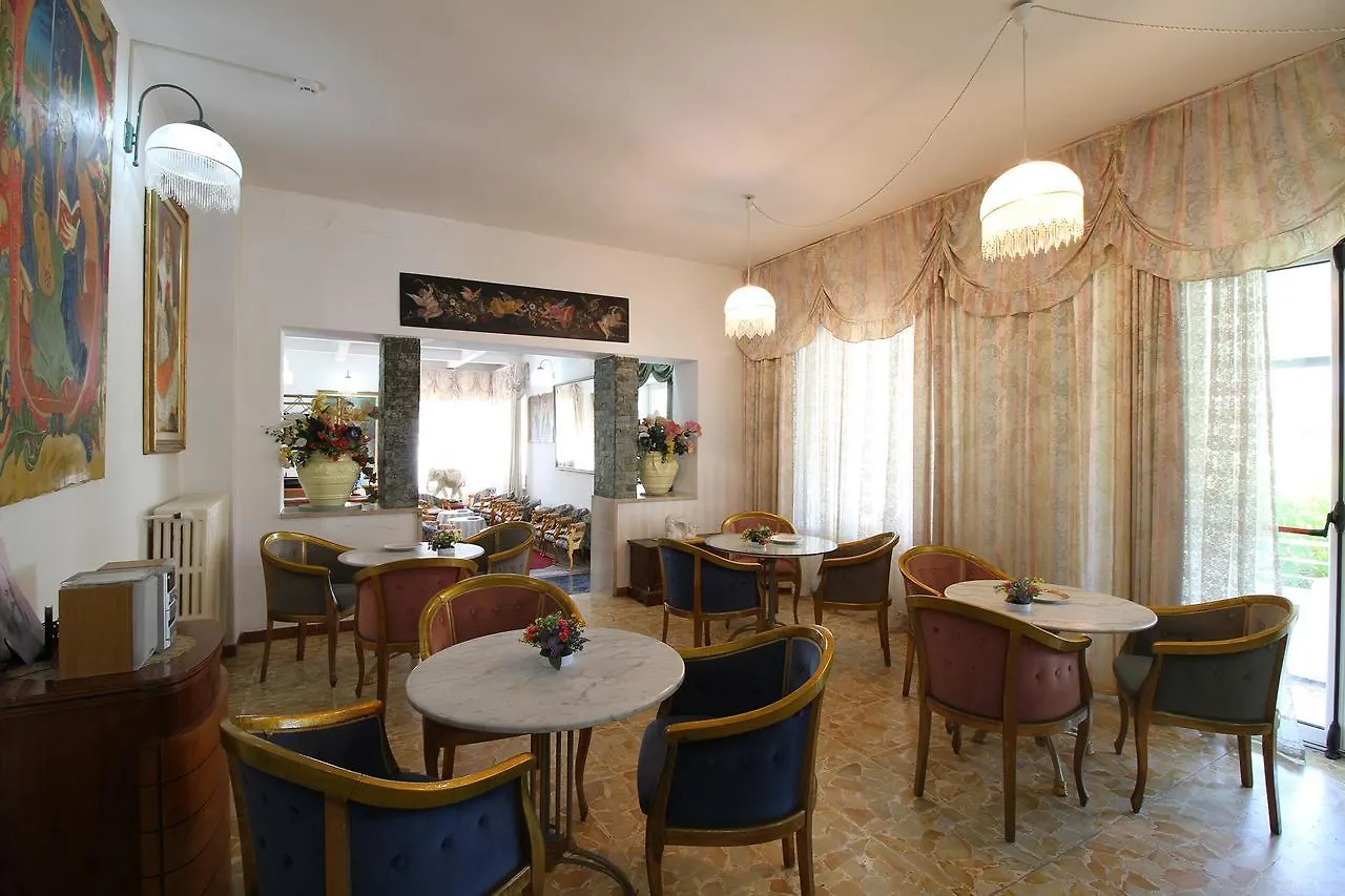 Hotel Gale Lido di Camaiore 3*,