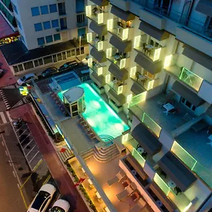 Hotel Jolanda