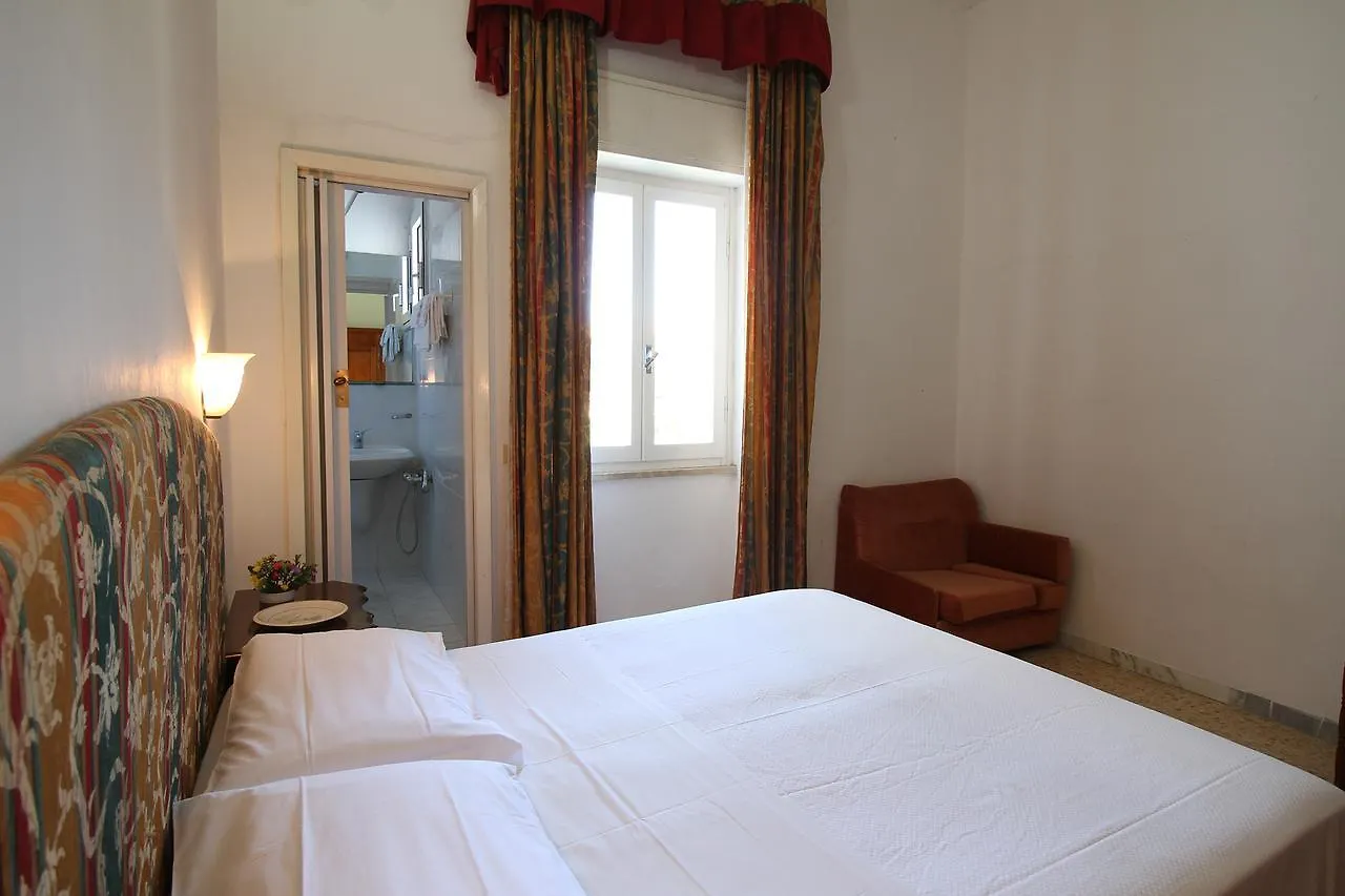 Hotel Gale Lido di Camaiore Italia